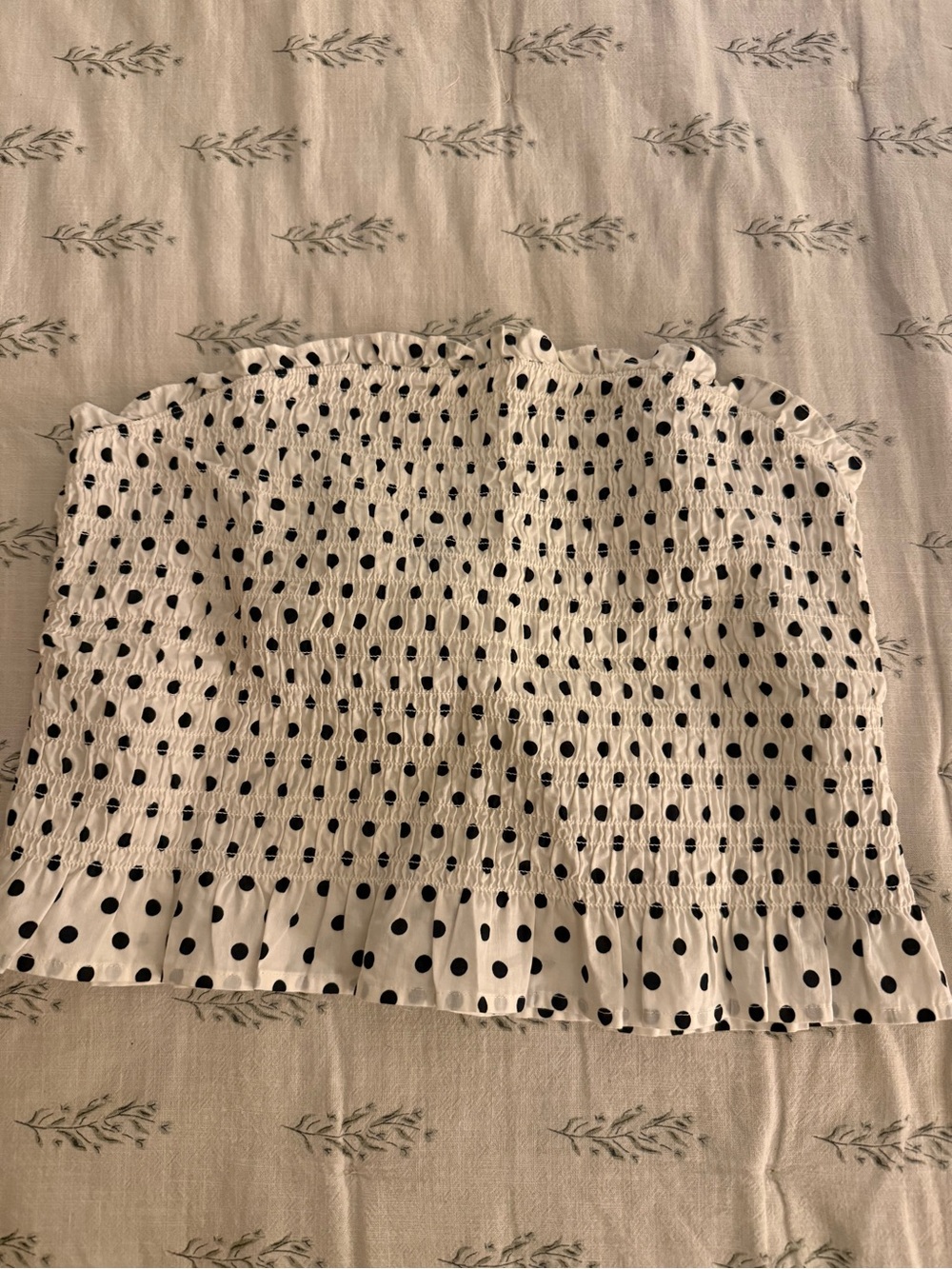 Old Navy women’s Polka Dot Smocked Tube Top - White/Black